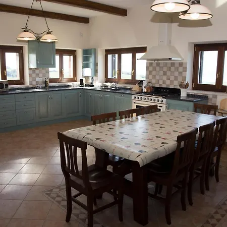 Finagliosu Villa Palmadula